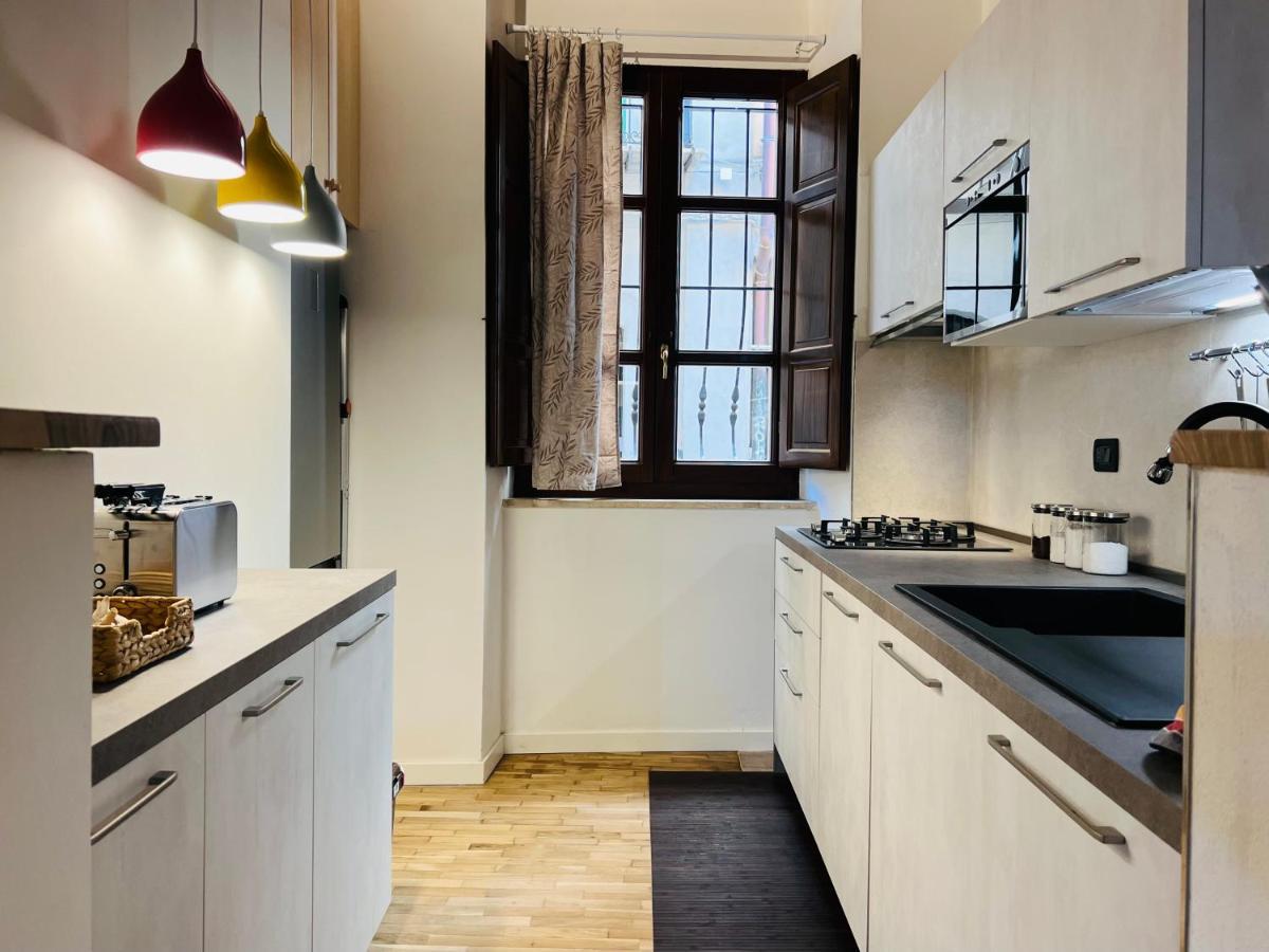 Suite "Le Vele" In The Heart Of The City Cagliari Zewnętrze zdjęcie