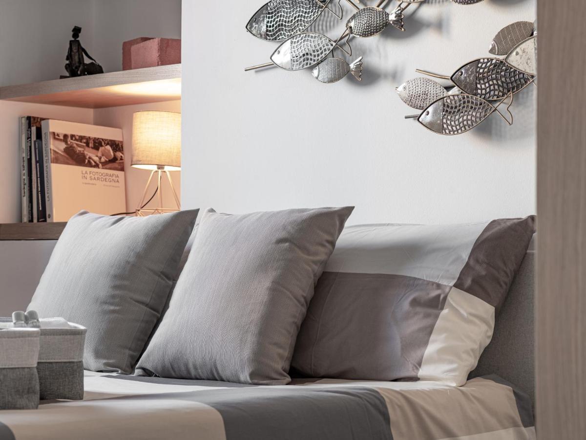 Suite "Le Vele" In The Heart Of The City Cagliari Zewnętrze zdjęcie