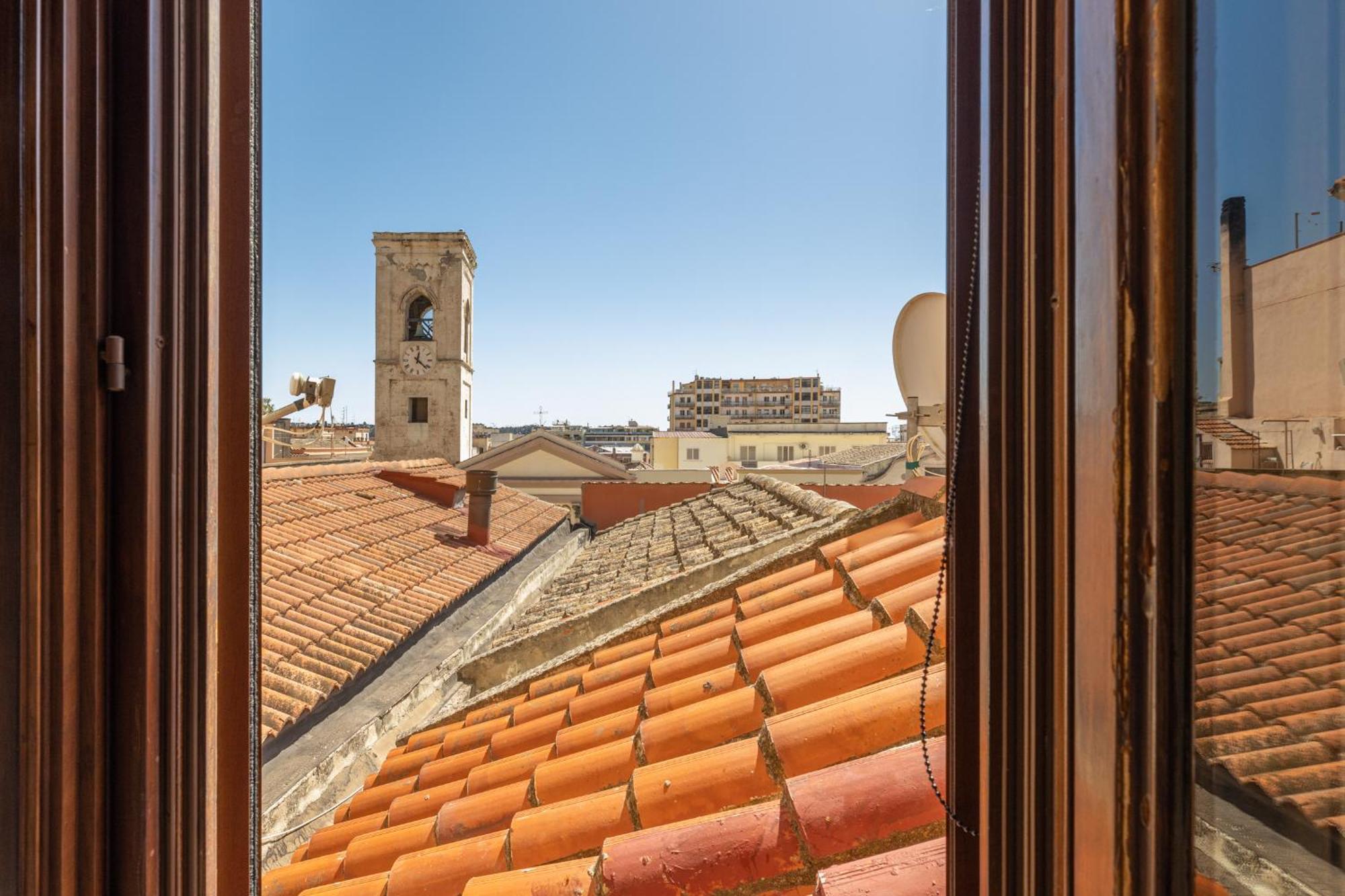 Suite "Le Vele" In The Heart Of The City Cagliari Zewnętrze zdjęcie